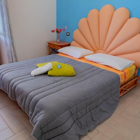 Casa Vacanza al mare a Sant'Angelo Ischia Esterno foto